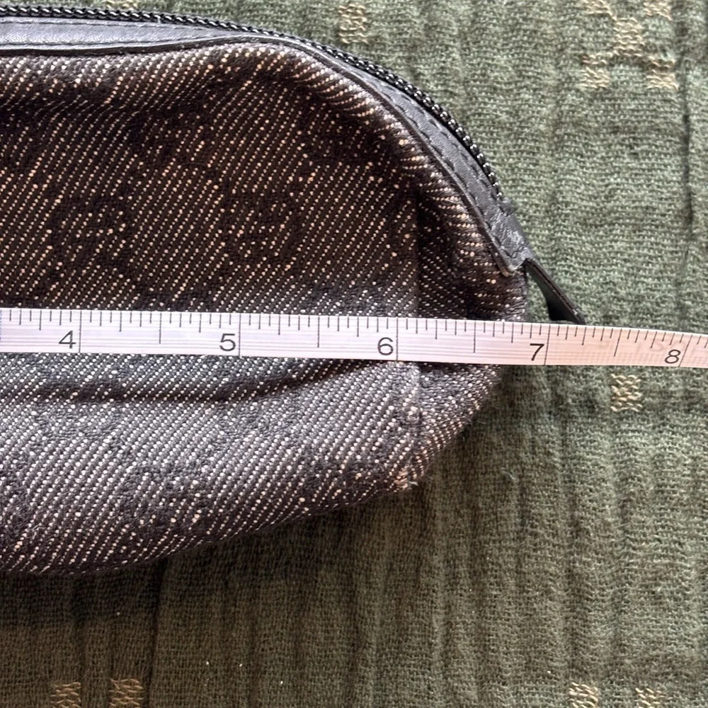 Gucci Black Denim & Leather Zip Pouch with Embossed Logo 014 - Picture 9 of 10